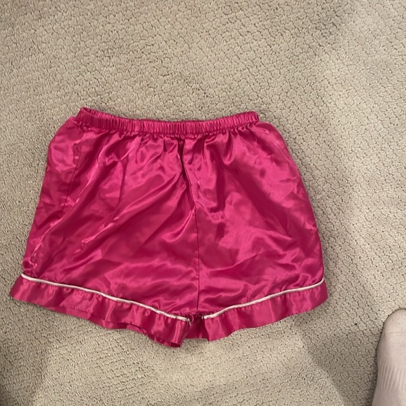 Silk pajamas - Picture 3 of 3